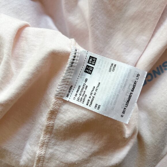 Uniqlo Hawaii Collection Leonard's Bakery Tshirt - Size XS - Picture 6 of 7